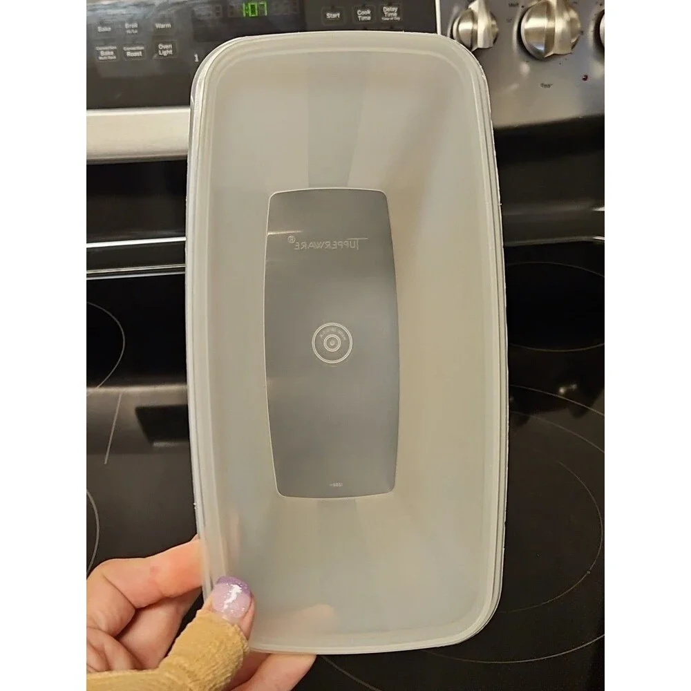 Tupperware excellent few